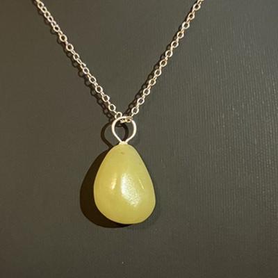 JADE JAUNE PENDENTIF