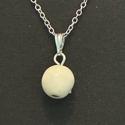 MAGNESITE PENDENTIF 10