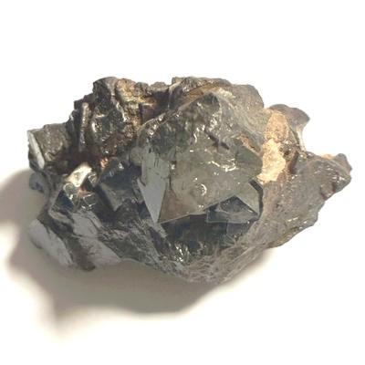 MAGNETITE XL BRUTE 3