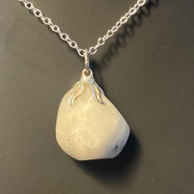 PIERRE DE LUNE BLANCHE PENDENTIF