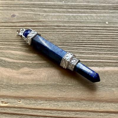 BAGUETTE EN LAPIS LAZULI