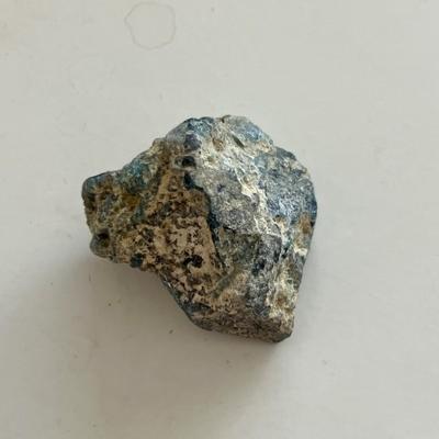 APATITE BLEUE PIERRE BRUTE