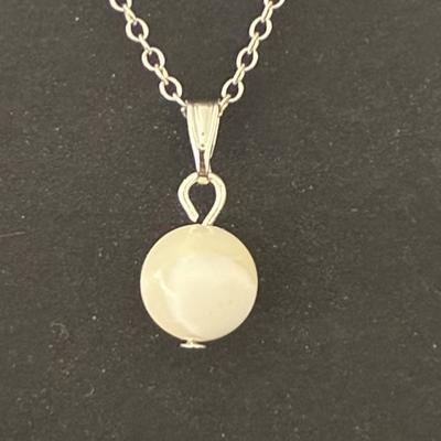 NACRE PENDENTIF 