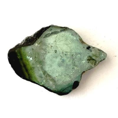 TOURMALINE VERTE PLAQUE 2