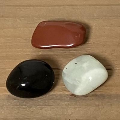 3 PIERRES SI ACOUPHENES