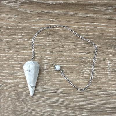HOWLITE PENDULE