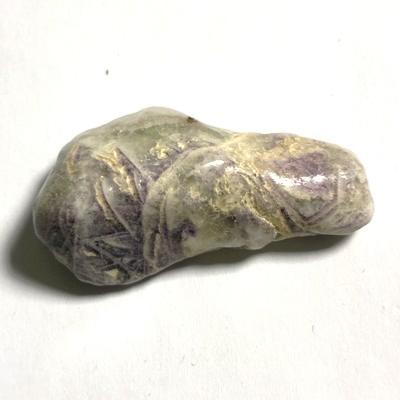 CHAROITE PIERRE 3