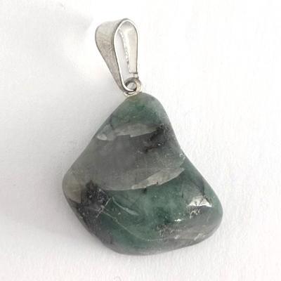 EMERAUDE PENDENTIF 6