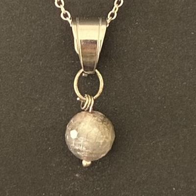 LABRADORITE PENDENTIF 9