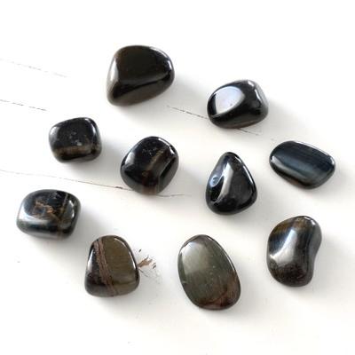 OEIL DE FAUCON LOT 10 PIERRES