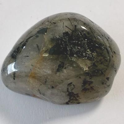 QUARTZ TOURMALINE PIERRE 7