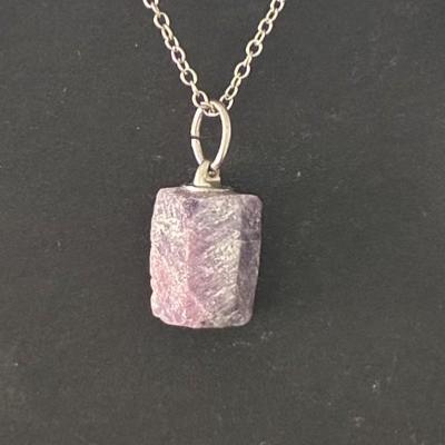 RUBIS PENDENTIF BRUT 4