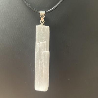 SELENITE PENDENTIF