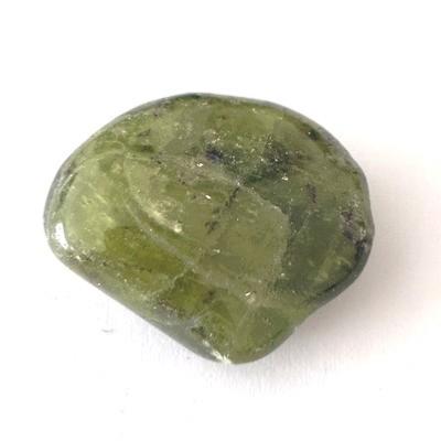 VESUVIANITE IDOCRASE PIERRE 4
