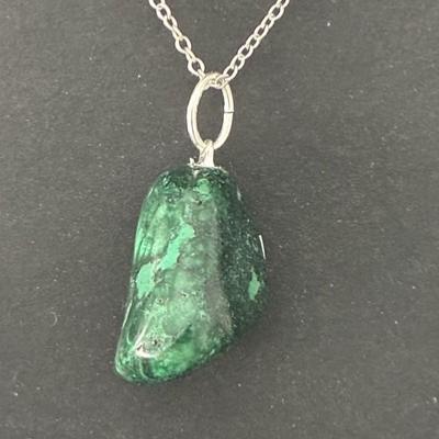 MALACHITE PENDENTIF 1