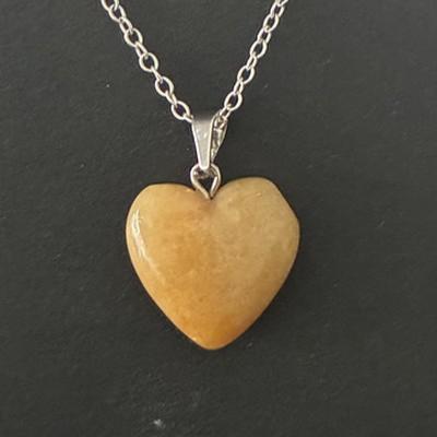 CALCITE ORANGE PENDENTIF COEUR