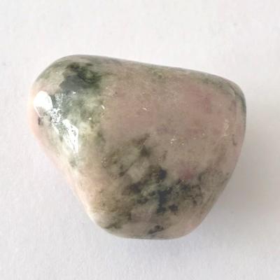 THULITE PIERRE 6