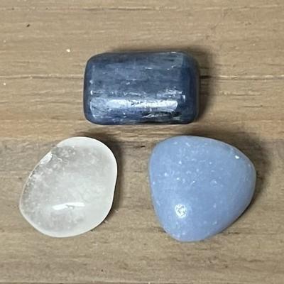 3 PIERRES POUR ANGES / GUIDE