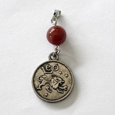 PENDENTIF SIGNE LION CORNALINE