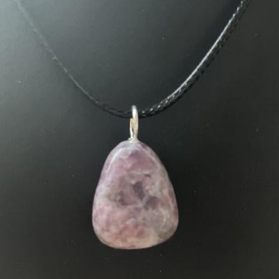 LEPIDOLITE PENDENTIF