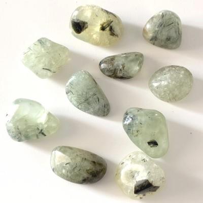 LOT DE 10 PIERRES PERIDOT