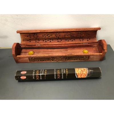 Benjoin de Siam : Encens en Magie et Rituel par Aurore Mdium - L' Aurore Cleste