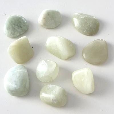 LOT DE 10 PIERRES JADE VERTE