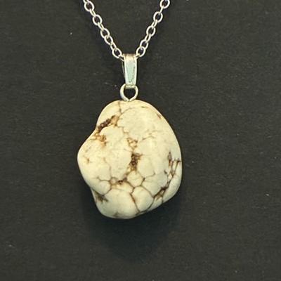 MAGNESITE PENDENTIF 8