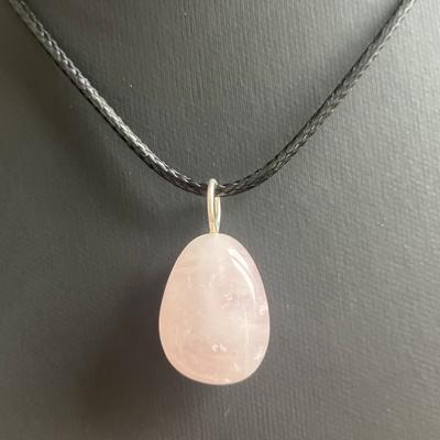 QUARTZ ROSE PENDENTIF