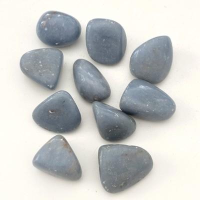 LOT DE 10 PIERRES ANGELITE