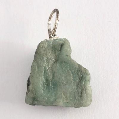 EMERAUDE PENDENTIF BRUT 12